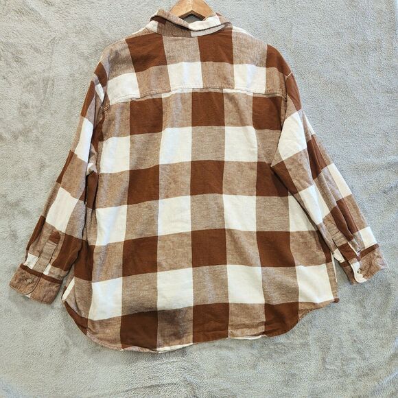 Old Navy Brown and Cream Plaid Blouse - Picture 5 of 10